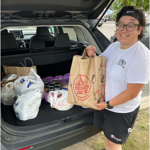 Meet your Posher, Katie-jane - Picture 7 of 7